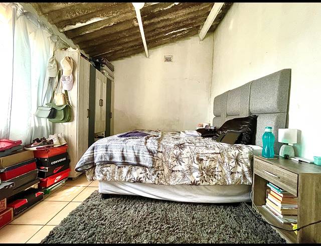 2 BEDROOM HOUSE FOR SALE IN UMLAZI U